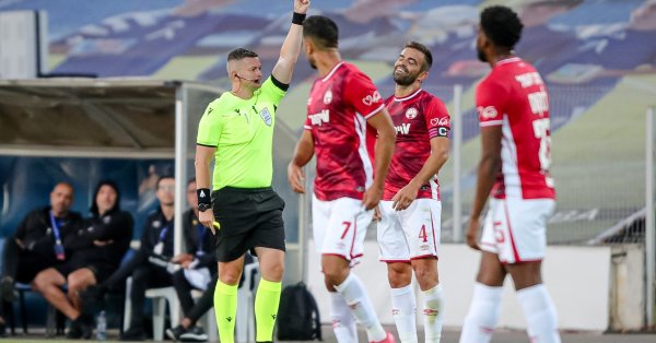 После драмы: соперник Левски Триумфы с Супер Кубок Израиля