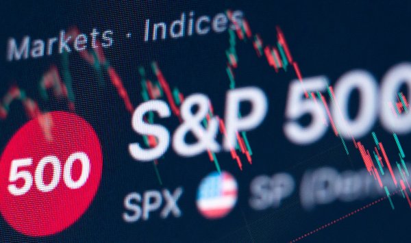 S & P 500 сигнализирует о том, что инерция акций США ослабляет
