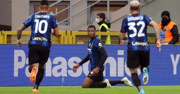 Тщеславные надежды? Barca хочет интернать, но у него нет 25 миллионов евро, чтобы купить игрока