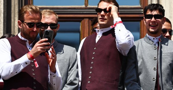 Великая загадка свадьбы Нойера + фото