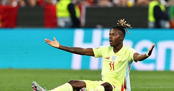 Сообщение на WhatsApp не удалось передавать Нико Уильямс в Барселону