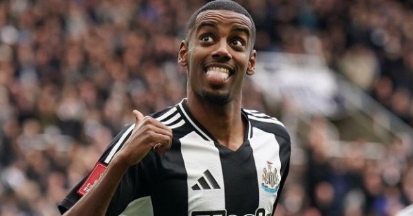 Ливерпуль начинает оскорблять вратаря Премьер -лиги