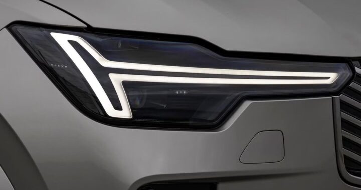 Новый XC90 со льдом сохранит Volvo