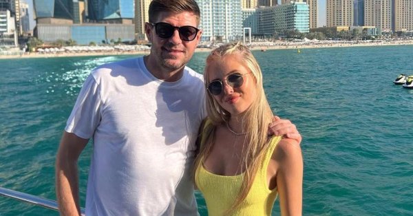 Стивен Джеррард стал дедушкой 45