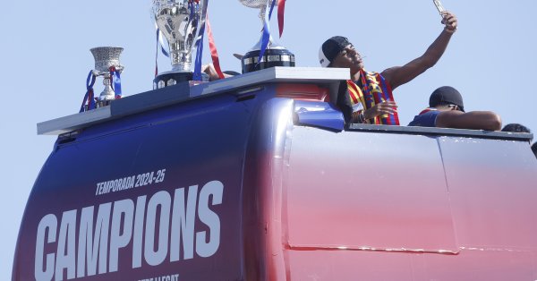 Доказано: Ямал лучше, чем Месси и Криштиано