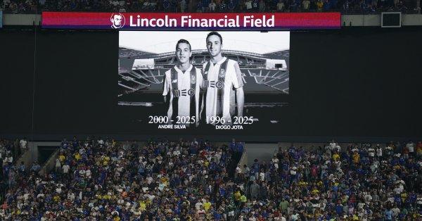 Ливерпуль с большим жестом для семьи Джота