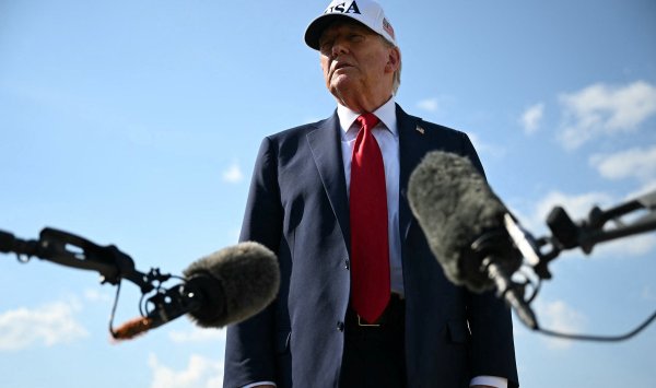 US сообщит партнерам о новых обязанностях, которые варьируются от 10% до 70%