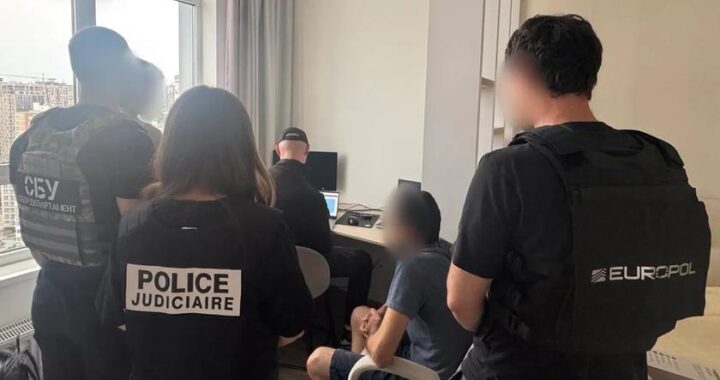 В Киеве был задержан хакер, который направил один из крупнейших в мире форумов для киберпреступников