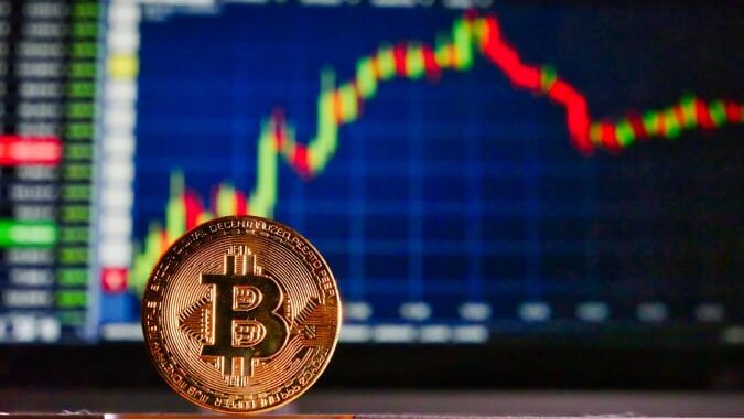 Новая запись: Биткойн превысил 118 000 долларов США