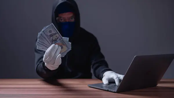 В Лондоне банда похитила «криптомиттер» с 9 долларов США на счете — Министерство финансов