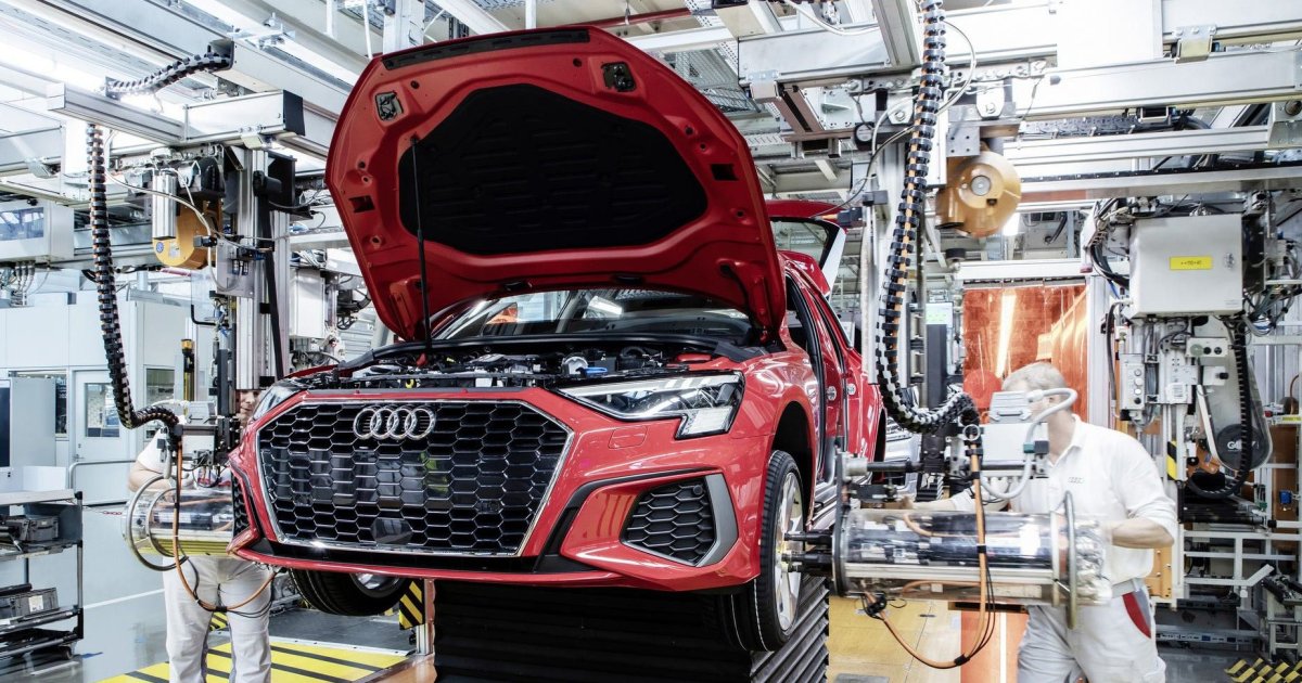 140 человек в день на улице - немецкая автомобильная промышленность находится в огромном кризисе