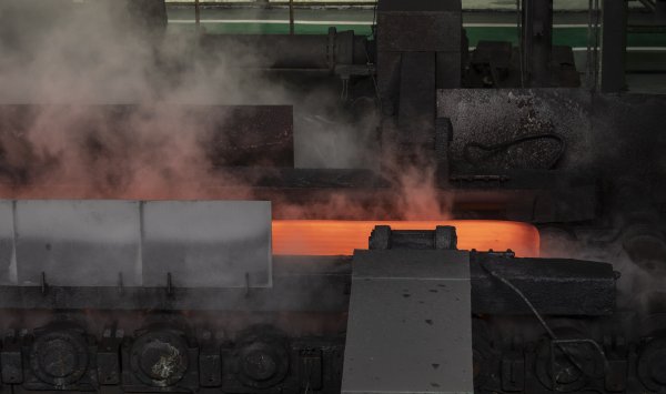 Экспорт полузащиленных стальных продуктов из Китая сообщает о более чем 300% росте