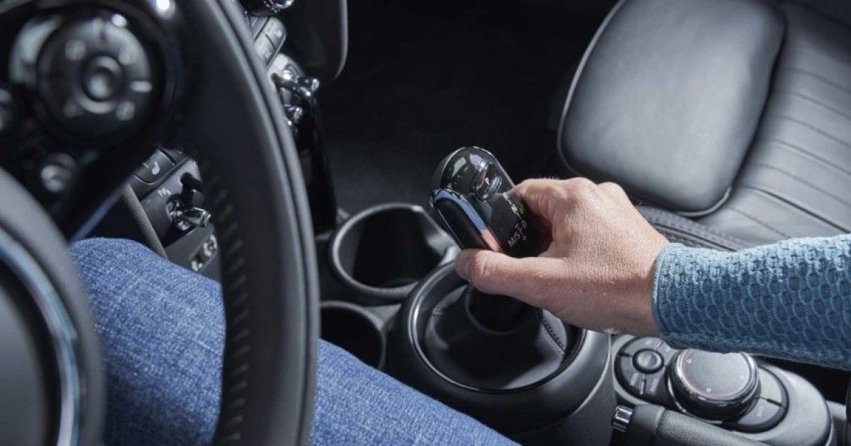 Как остановиться с двигателем классического автоматического, CVT и робота