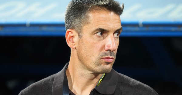 Мега -трансфер? Национальный от поездов Fiorentina с левски