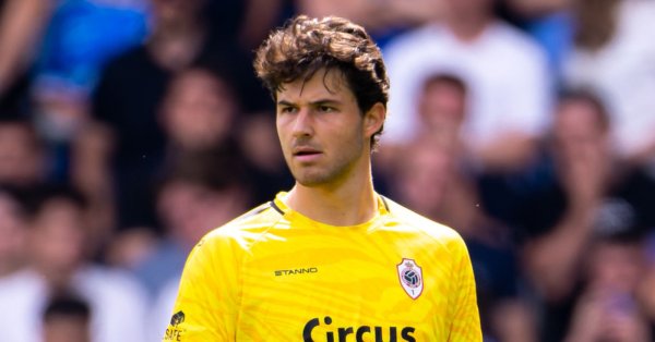 Красные дьяволы близки к бельгийскому вратарю