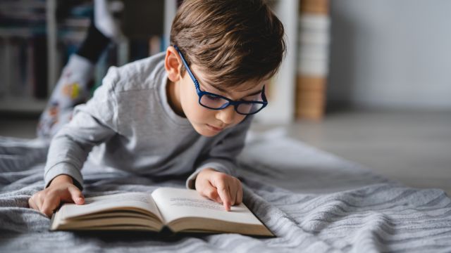 5 преимуществ чтения книг - от стимуляции мозга до профилактики деменции