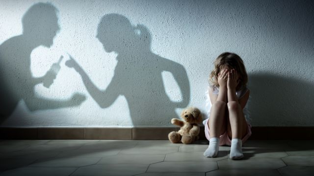 Даже в тишине дети чувствуют конфликт с родителями