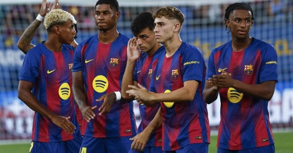 Barca Broke Como для The Joan Gamper Trophy в Лопесе и Ямале шоу