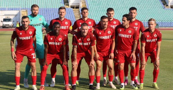 Удивительно! CSKA продает твердый держатель в Англии?