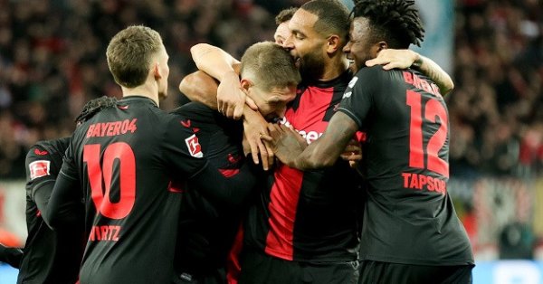 Leverkusen и Union Forward для Кубка, Вердер вышел