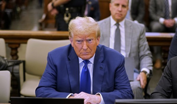 Суд отменил штраф Трампа в размере 454 миллионов долларов США за гражданское мошенничество