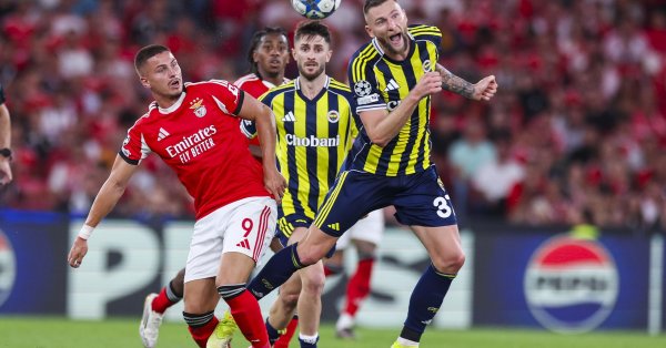 Драма и поражение: вот некоторые команды, занятые за дерьмом