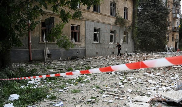 Усилия мира на Украине, кажется, терпят неудачу, поскольку Россия требует вето