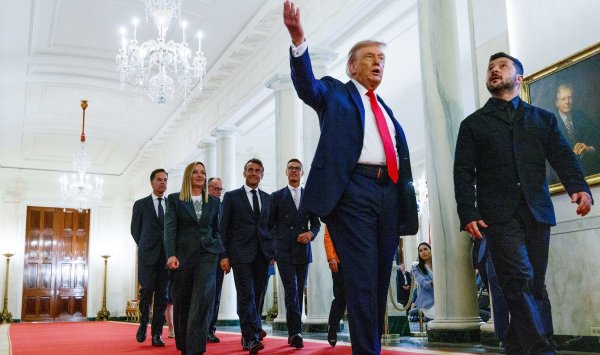 США и Европа координируют свои действия по безопасности в Украине, объявил Трамп