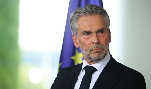 Нидерланды сталкиваются с голосованием недоверия — нестабильность углубляется