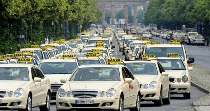 Еще одна традиция исчезает — Германия бросает такси в «слоновой кости»