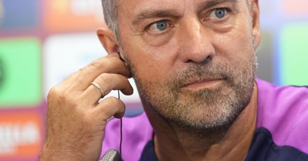 Флик сказал, что если звезда покинет Барсу