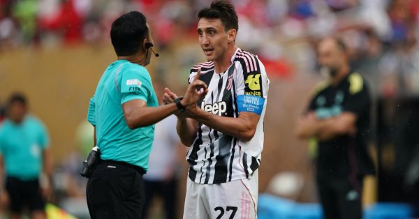 Juve Defender пропускает дерби с интернетом