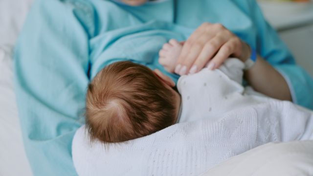 Как мы можем быть уверены, что грудного молока достаточно?