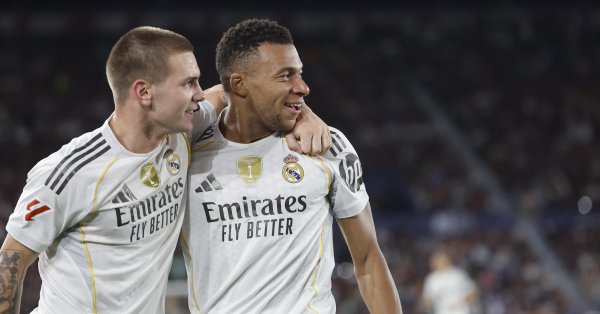 Всего за 13 месяцев: MBAPE уже за зиданом