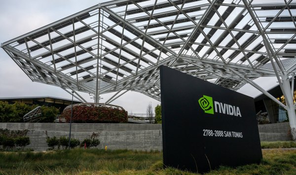 Nvidia имеет дело с Openai, питает опасения циркулярного финансирования