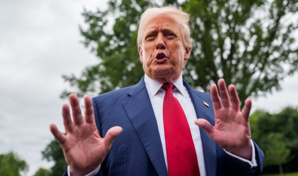 Скандалы Трампа: некоторые из его самых трудных решений полностью законны