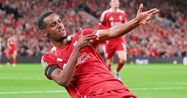 Исаак начал их с Ливерпуля, но герой — Киза