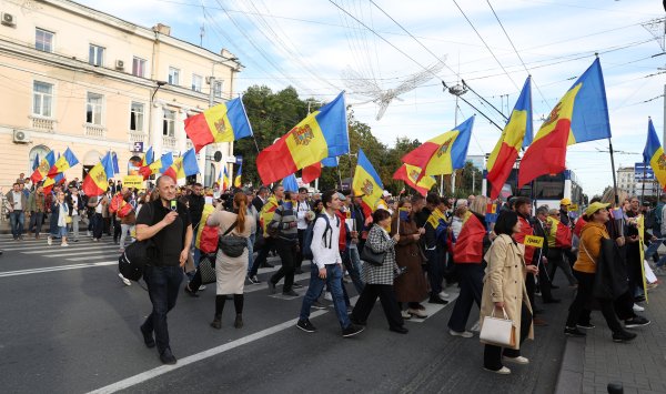 Молдованы голосуют на выборах на фоне российского вмешательства: что отслеживать