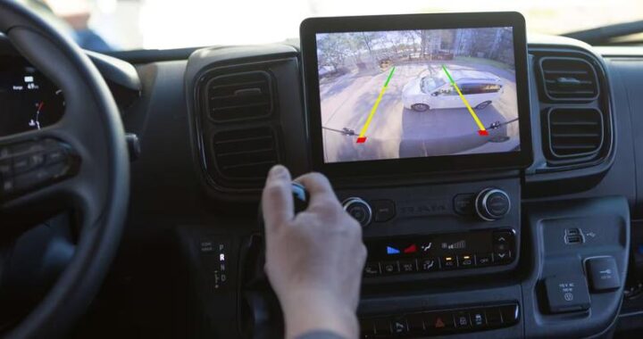 219 000 оперативных автомобилей и Dodge Cars вспоминаются через неисправные камеры -просмотр