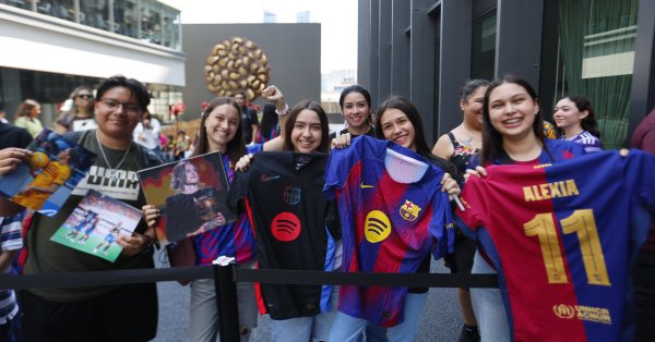 Поклонники более 400 клубов пресса FIFA и UEFA