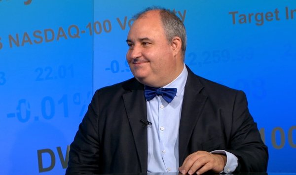 Болгарская экономика ускоряется, риск бюджетной драмы снижается