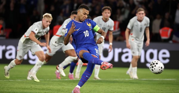 Франция превратилась в Исландию, MBAPE подходит к записи