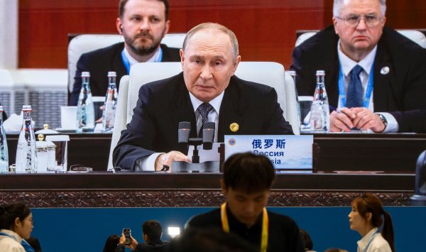 Российская экономика не находится в стагнации, объявил Путин и защищал высокие процентные ставки