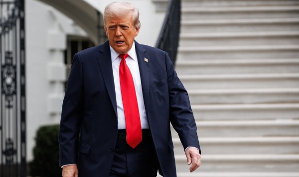 Трамп вводит строгие правила для медиа -рекламы в средствах массовой информации