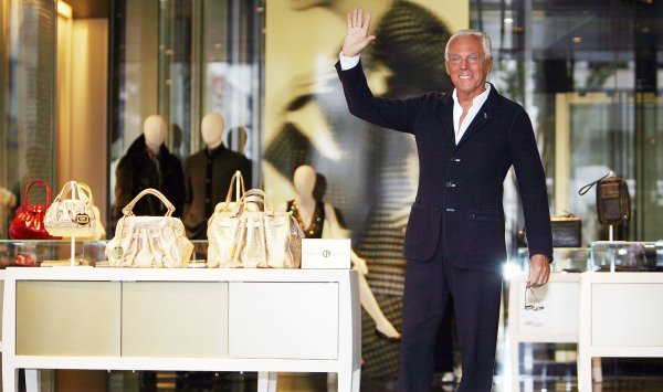 Модельер и миллиардер Джорджио Армани начал в 91