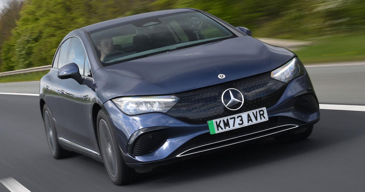 Mercedes-Benz отказался от двух основных электромобилей