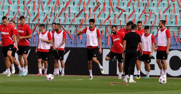 Изгнал болгарский гражданин на низкой земле