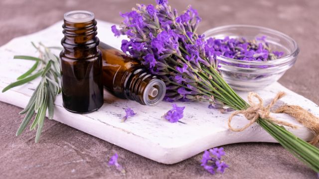 8 популярных и непопулярных преимуществ лавандового масла