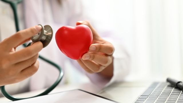 Lozenets Umbal включен в бесплатные экзамены в День Всемирного сердца