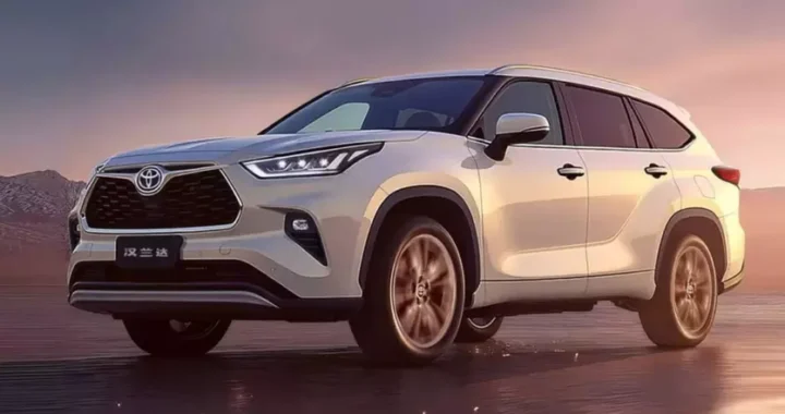 Toyota Highlander в Китае получила большой дисплей и полностью сенсорный контроль над климат -контролем